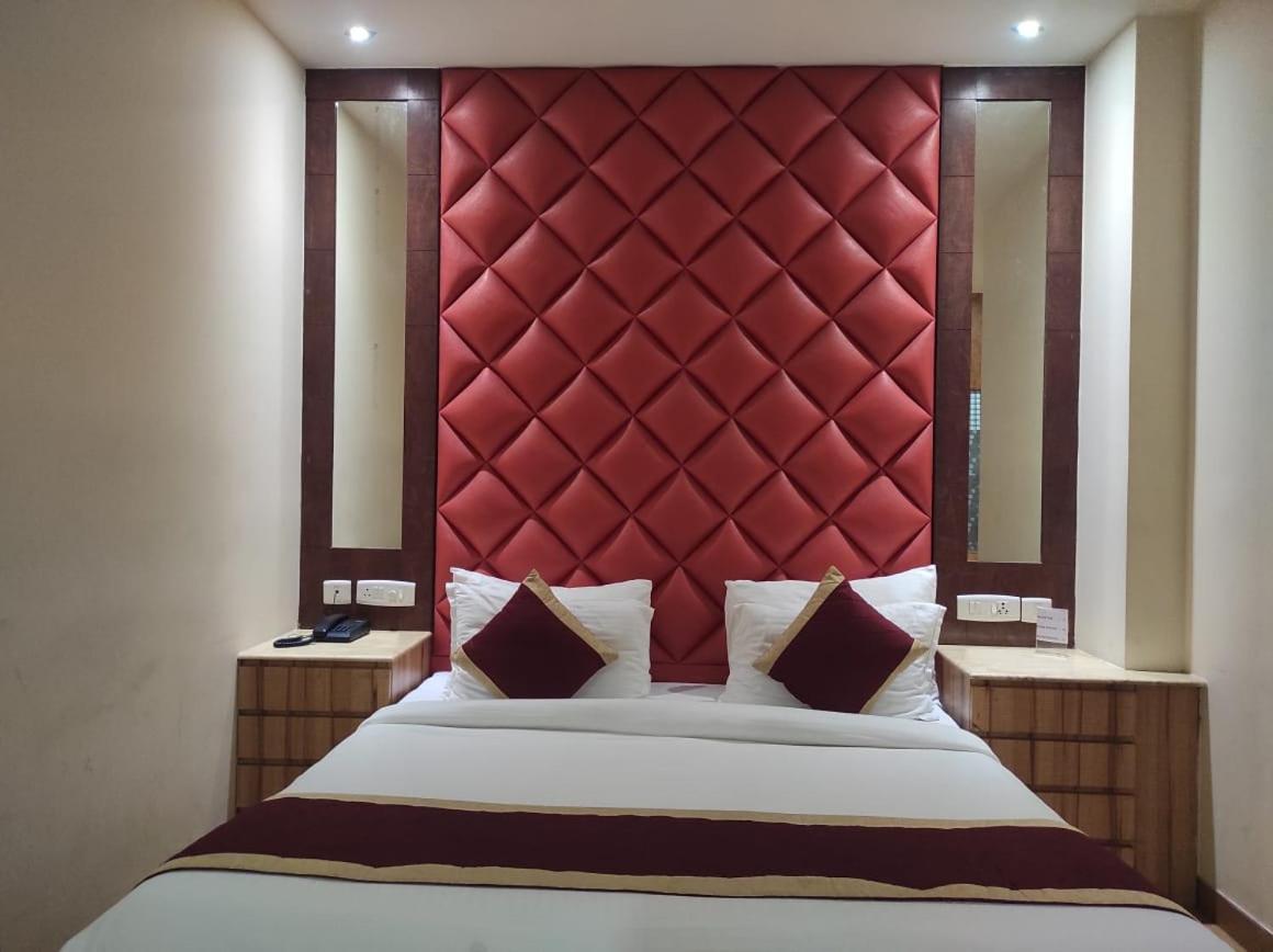 Hotel Melrose Inn Aligarh Luaran gambar